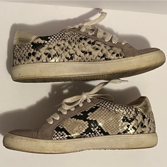 Steve Madden Amalfi Women's Metallic Python Snake Star Sneakers - Picture 13 of 14